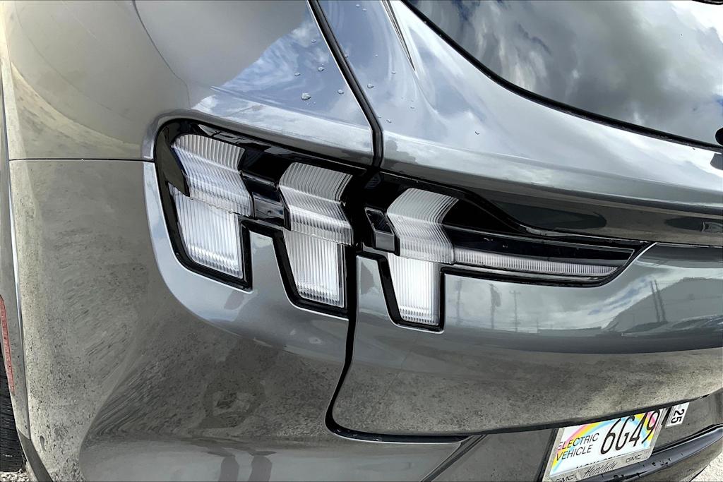 Thumbnail: 2023 Ford Mustang Mach-E - 31