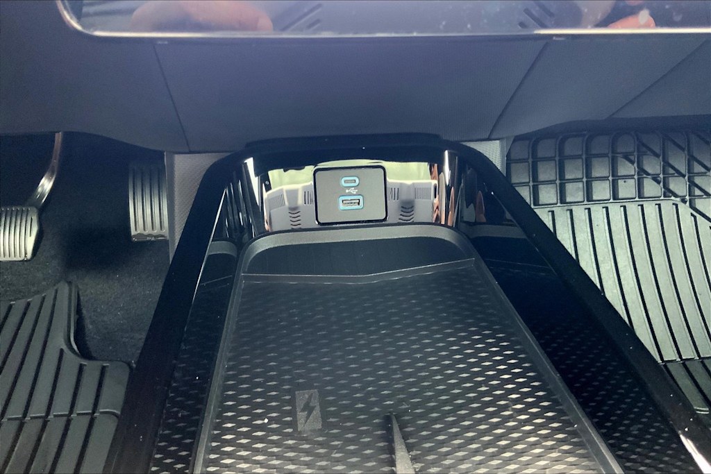 Thumbnail: 2023 Ford Mustang Mach-E - 33