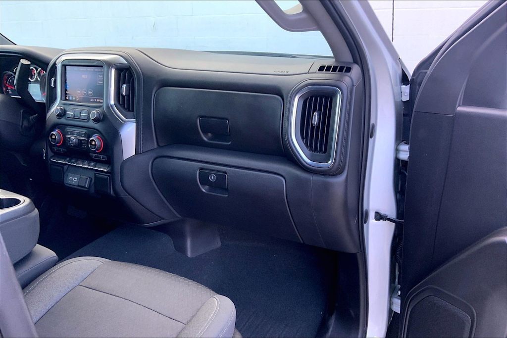 Thumbnail: 2021 Chevrolet Silverado 1500 - 15