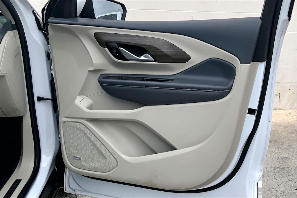 Thumbnail: 2022 GMC Terrain - 28