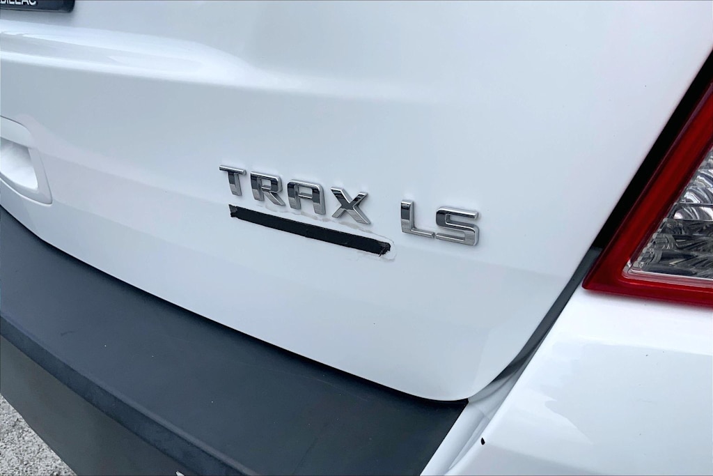 Thumbnail: 2015 Chevrolet Trax - 7