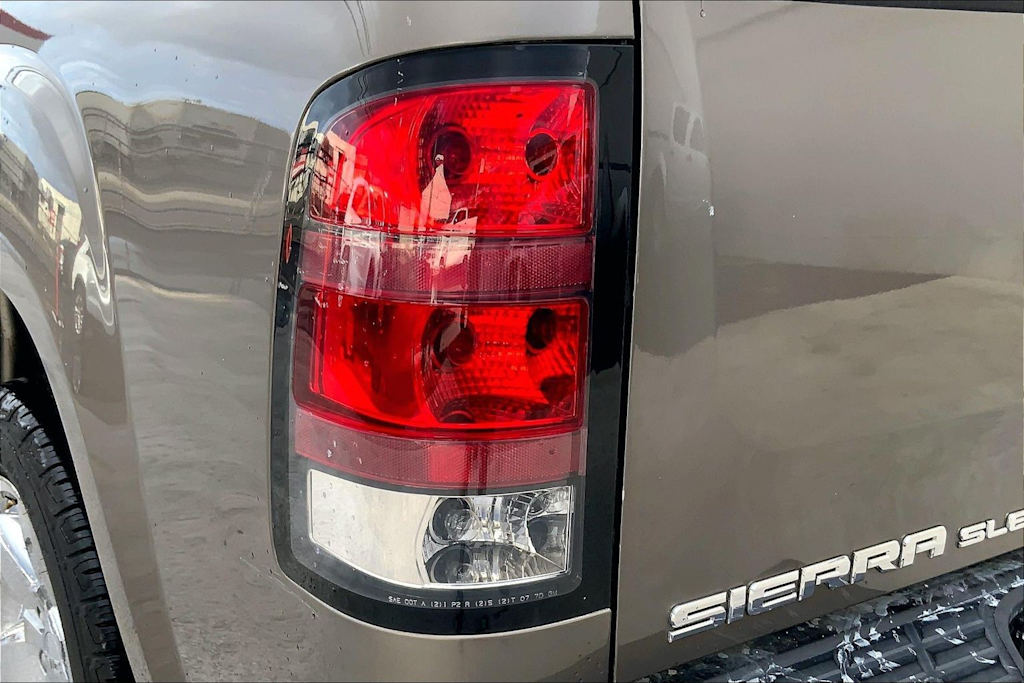 Thumbnail: 2012 GMC Sierra 1500 - 31