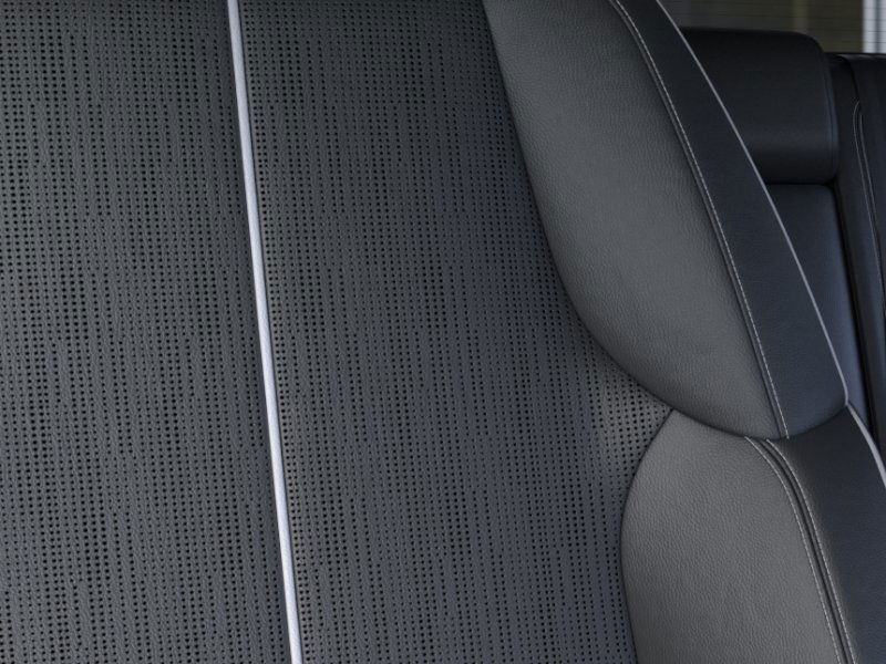 2025 Cadillac Optiq Luxury 2 7