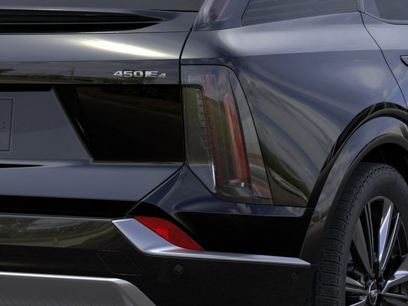 2025 Cadillac Optiq Luxury 2 17