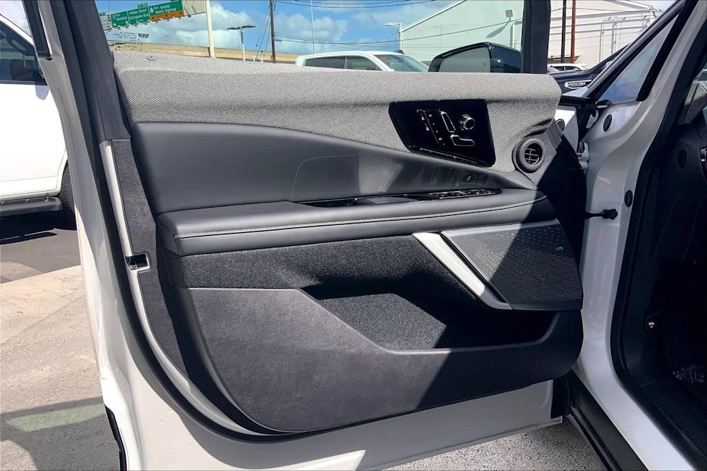 Thumbnail: 2025 Cadillac Optiq - 26