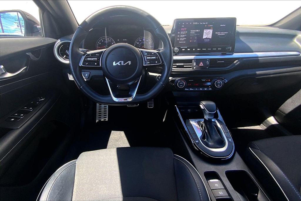 Thumbnail: 2023 Kia Forte - 14