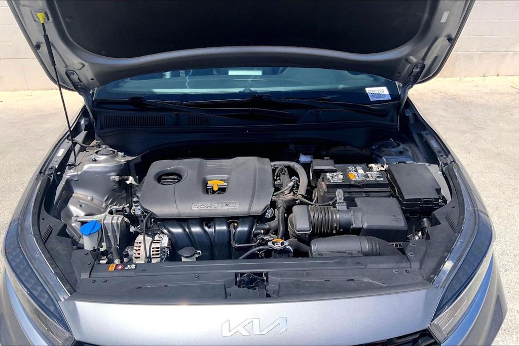 Thumbnail: 2023 Kia Forte - 9