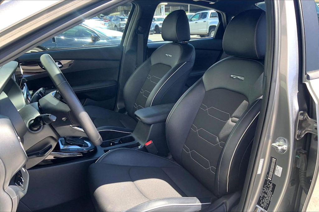 Thumbnail: 2023 Kia Forte - 11