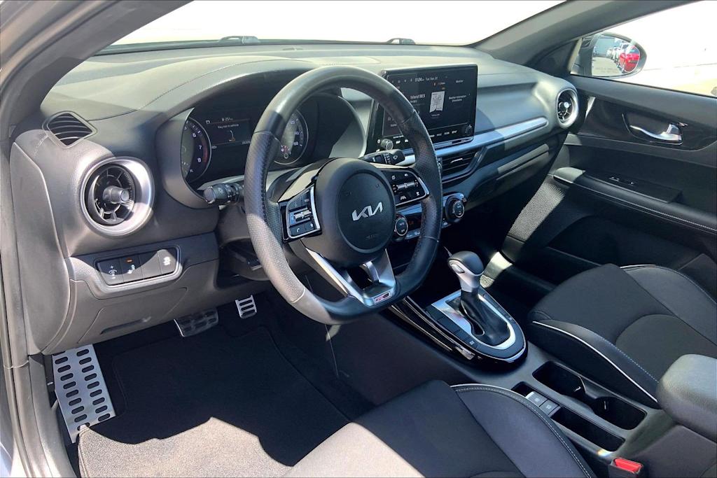 Thumbnail: 2023 Kia Forte - 2