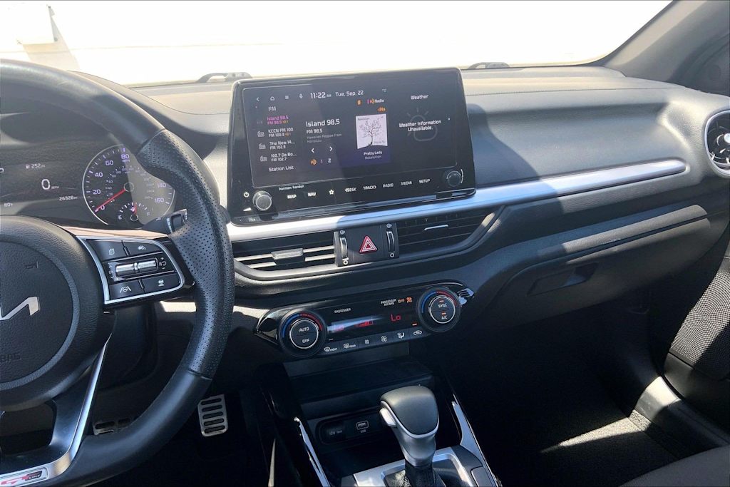 Thumbnail: 2023 Kia Forte - 15