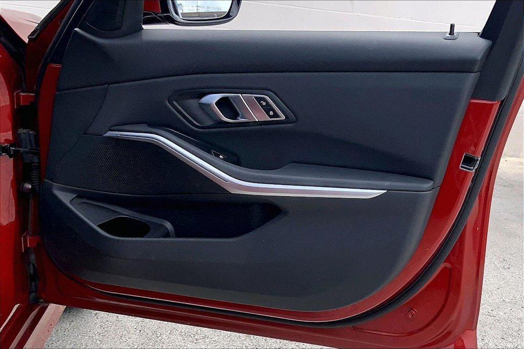 Thumbnail: 2020 BMW 3 Series - 28