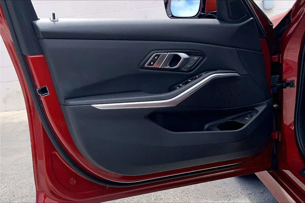 Thumbnail: 2020 BMW 3 Series - 27