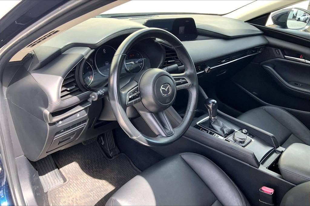 Thumbnail: 2020 Mazda Mazda3 - 2
