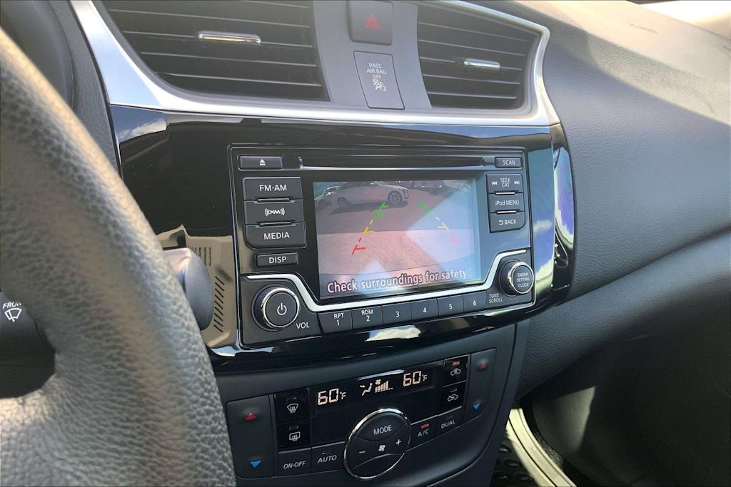 Thumbnail: 2018 Nissan Sentra - 27