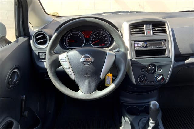 2015 Nissan Versa Note S 14