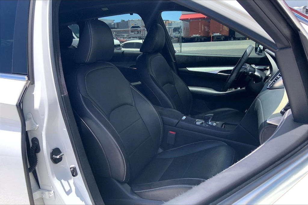 Thumbnail: 2019 INFINITI QX50 - 12