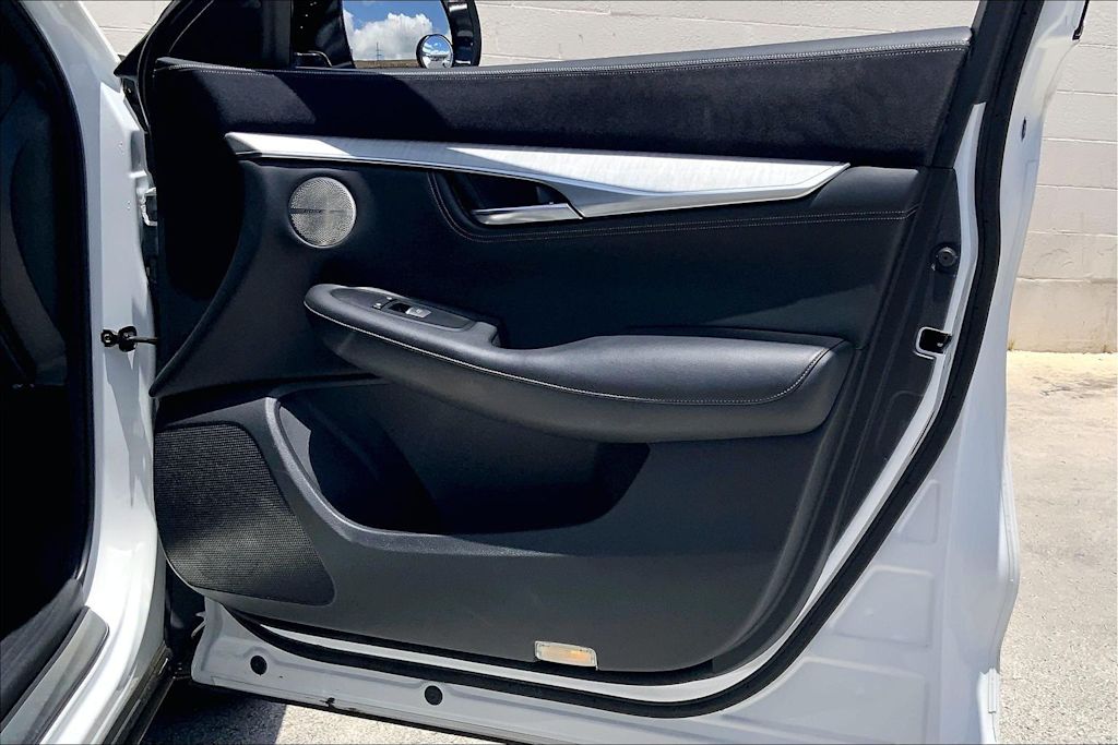 Thumbnail: 2019 INFINITI QX50 - 29