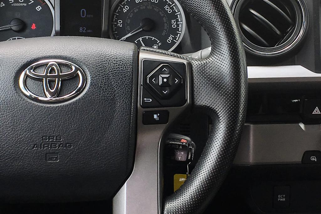 Thumbnail: 2016 Toyota Tacoma - 22