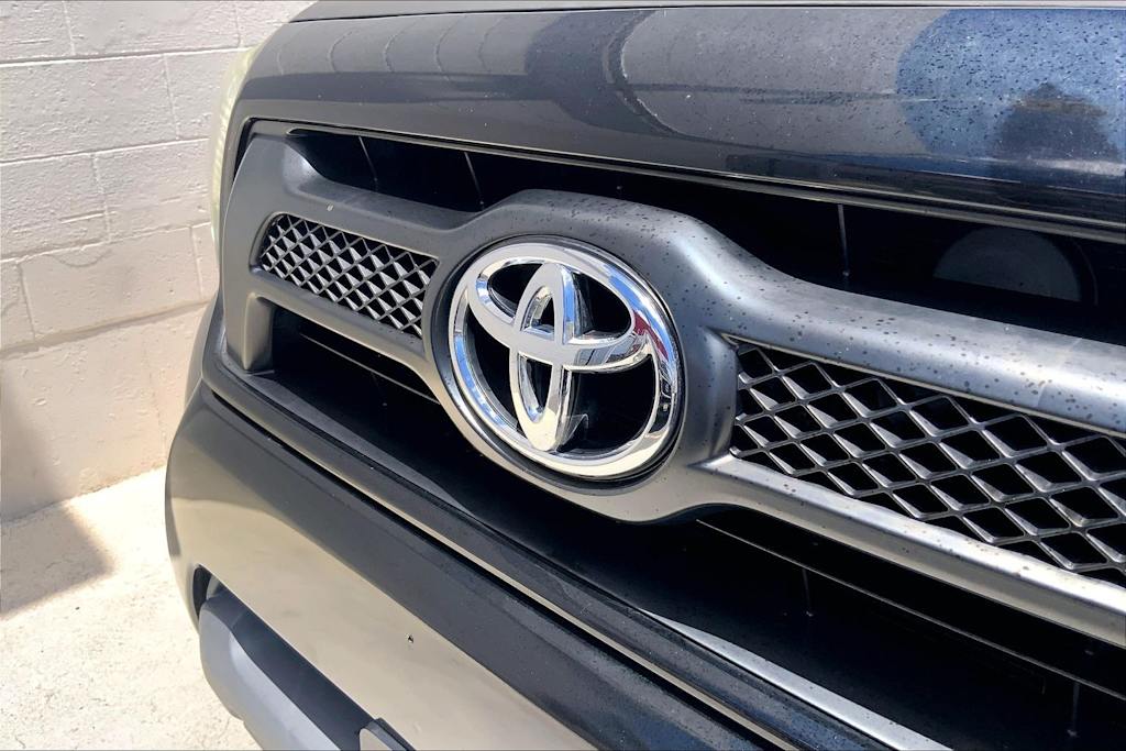 Thumbnail: 2014 Toyota Tacoma - 6