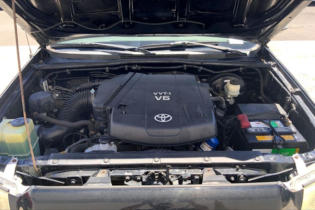 Thumbnail: 2014 Toyota Tacoma - 8