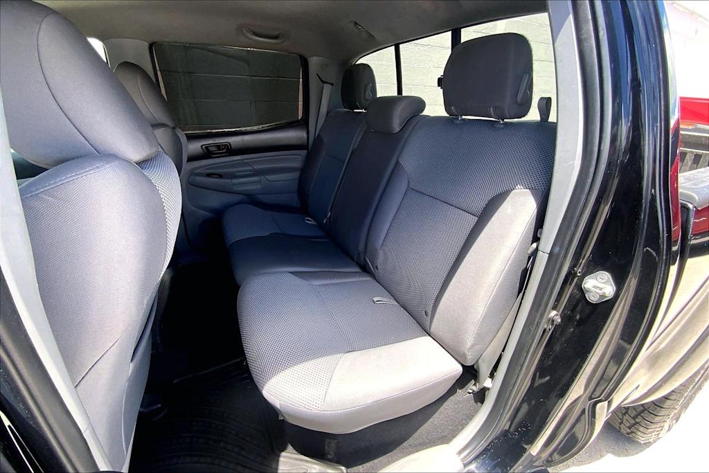 Thumbnail: 2014 Toyota Tacoma - 29