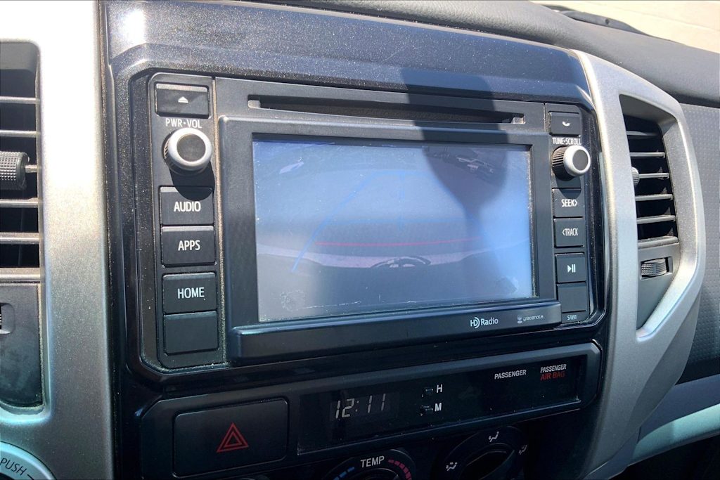 Thumbnail: 2014 Toyota Tacoma - 26