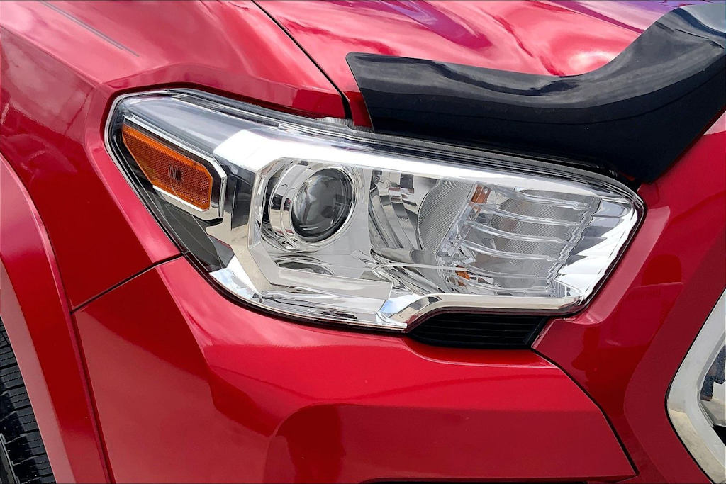 Thumbnail: 2023 Toyota Tacoma - 31