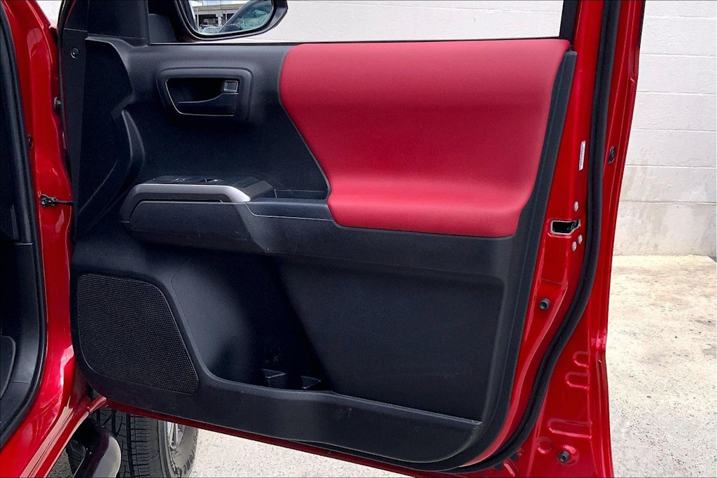 Thumbnail: 2023 Toyota Tacoma - 28