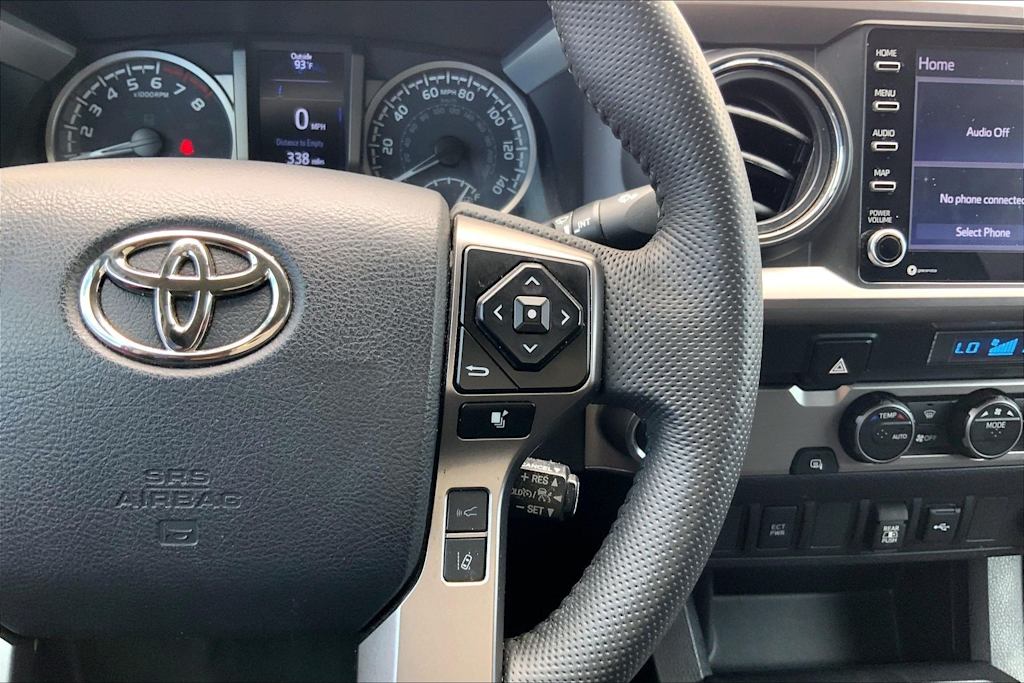 Thumbnail: 2023 Toyota Tacoma - 25