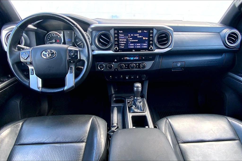 Thumbnail: 2022 Toyota Tacoma - 10