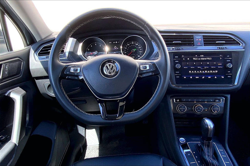 Thumbnail: 2021 Volkswagen Tiguan - 14