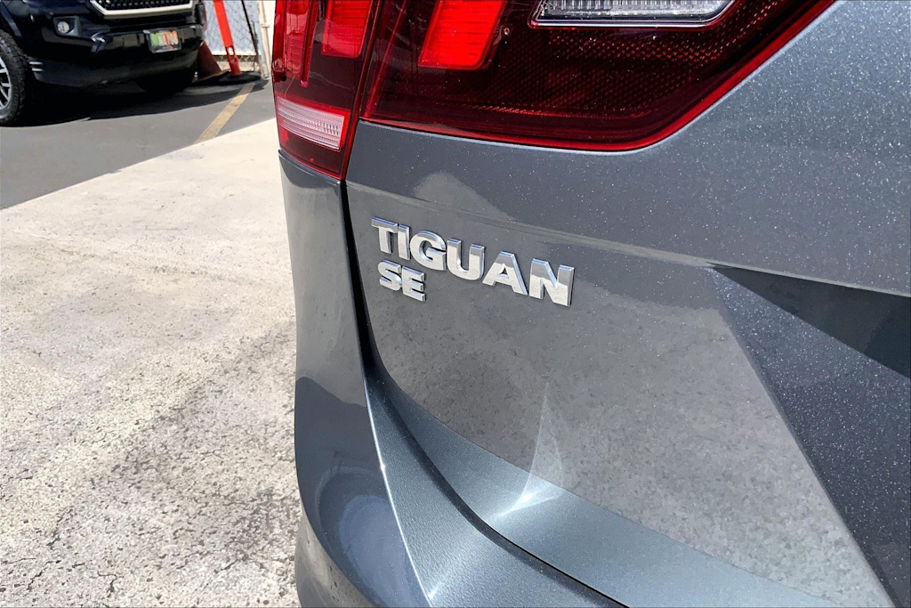 Thumbnail: 2021 Volkswagen Tiguan - 7