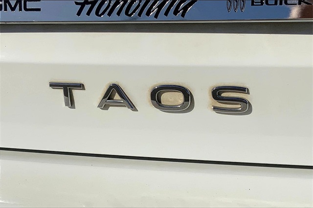 2024 Volkswagen Taos SE 7