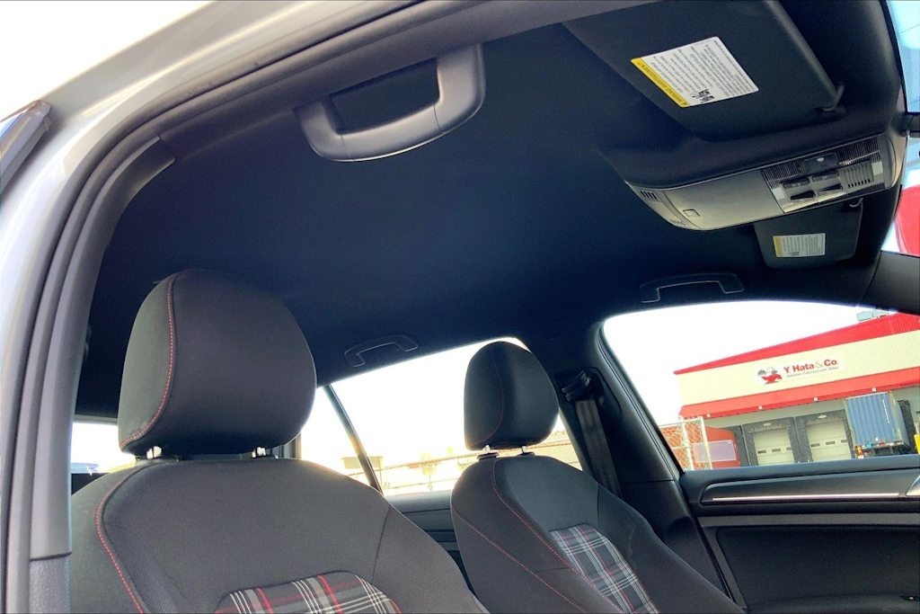 Thumbnail: 2019 Volkswagen Golf - 30