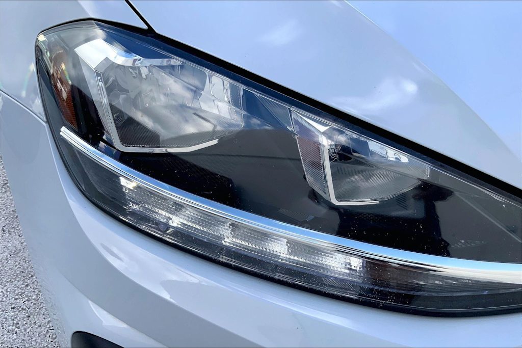 Thumbnail: 2019 Volkswagen Golf - 31