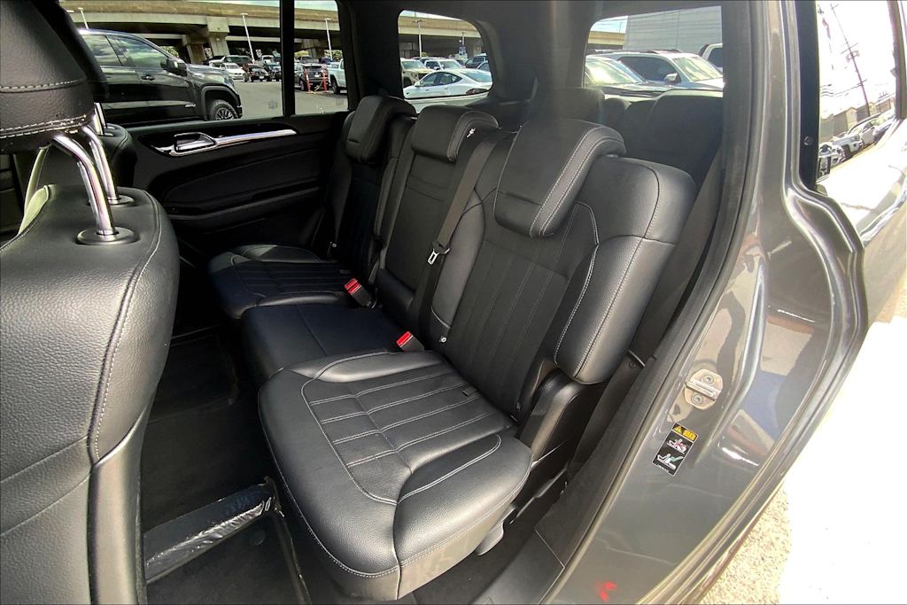 Thumbnail: 2019 Mercedes-Benz GLS - 29