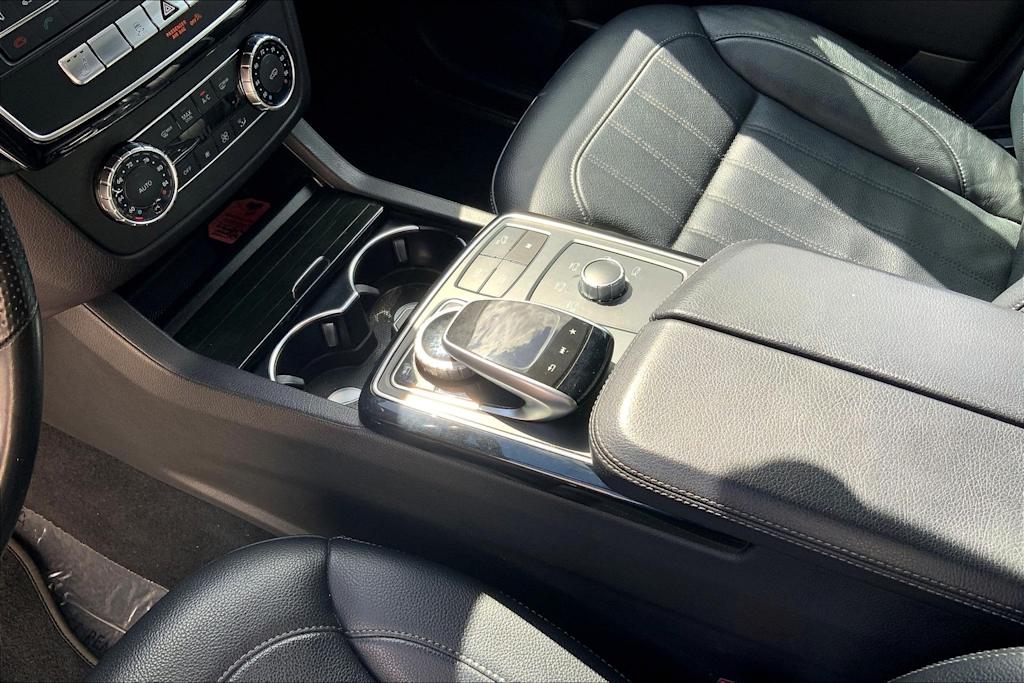 Thumbnail: 2019 Mercedes-Benz GLS - 16