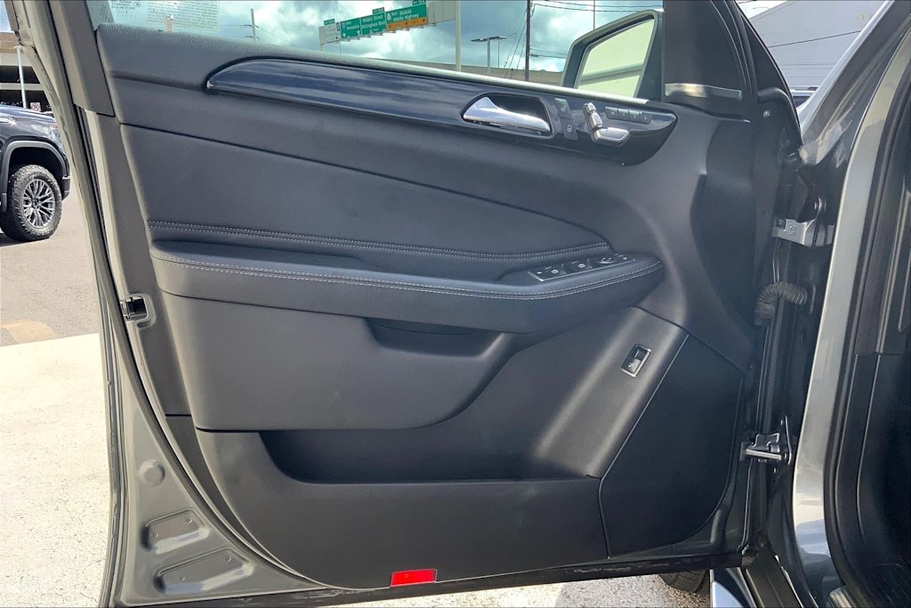 Thumbnail: 2019 Mercedes-Benz GLS - 27