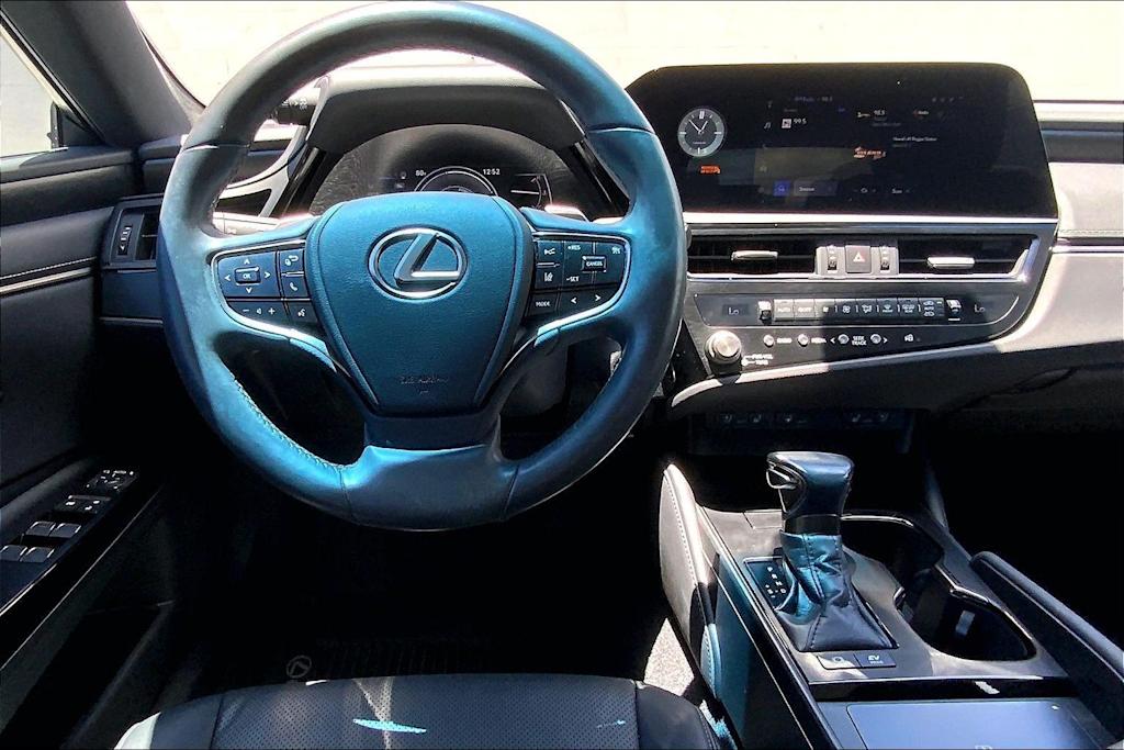 Thumbnail: 2023 Lexus ES - 14