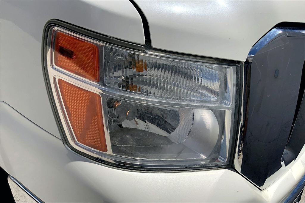 Thumbnail: 2016 Nissan NV - 30