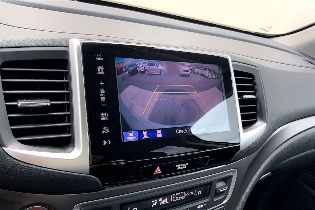Thumbnail: 2018 Honda Pilot - 26