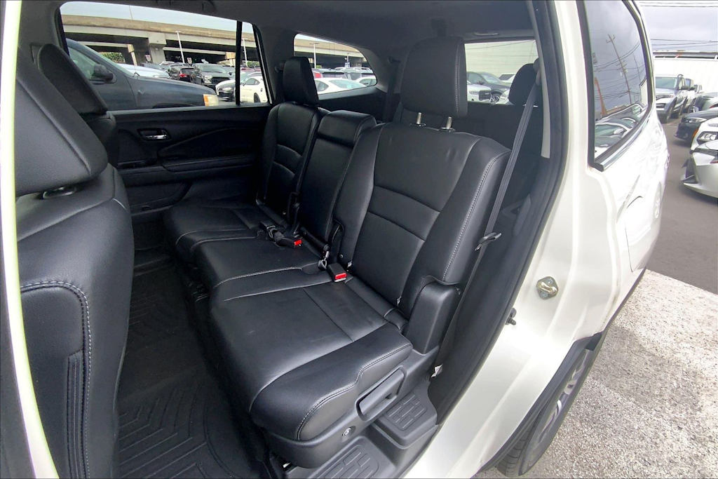 Thumbnail: 2018 Honda Pilot - 29