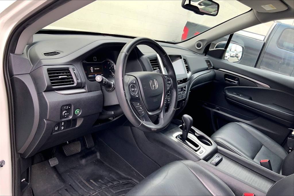 Thumbnail: 2018 Honda Pilot - 2