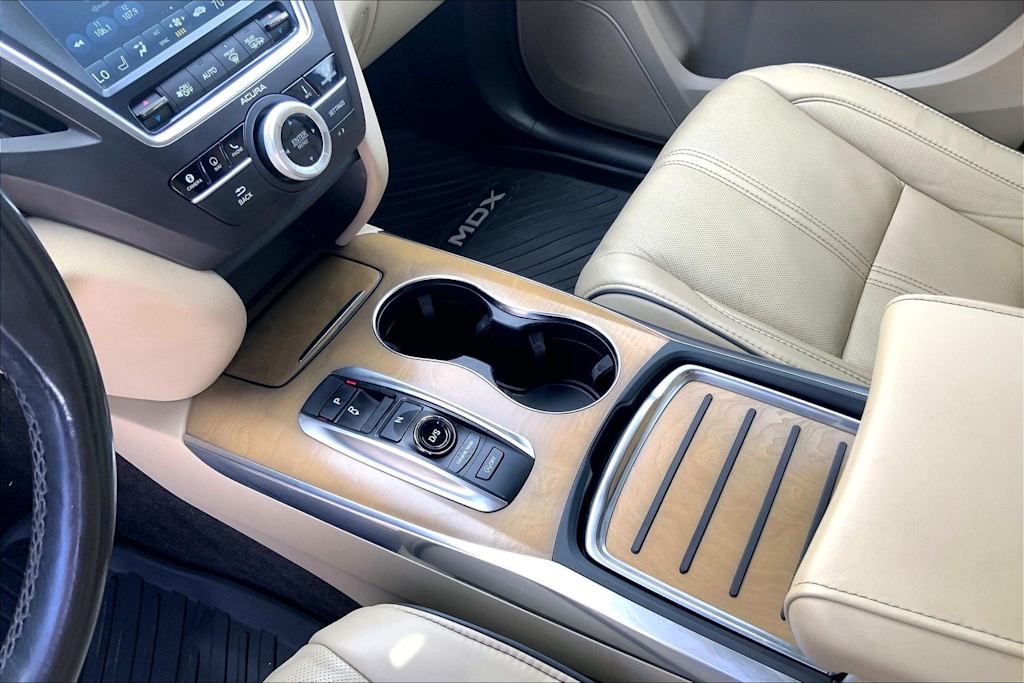Thumbnail: 2020 Acura MDX - 17