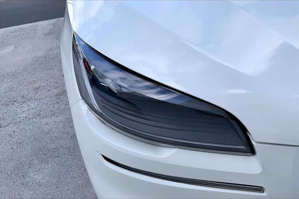 Thumbnail: 2021 Lincoln Aviator - 31