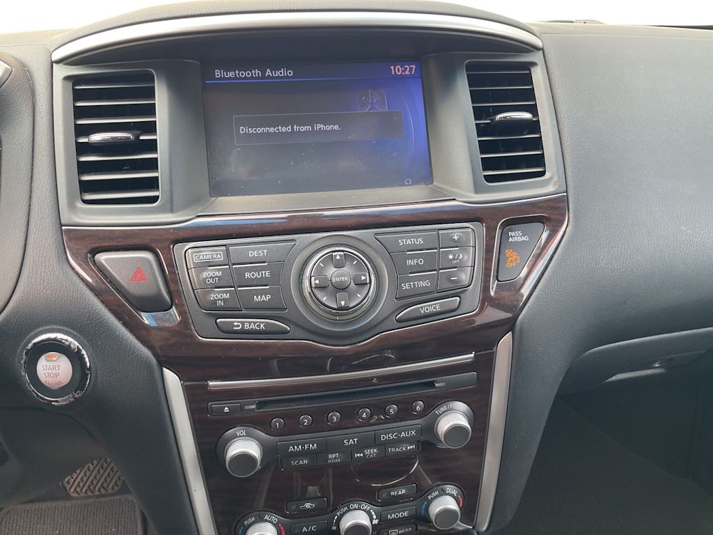 Thumbnail: 2015 Nissan Pathfinder - 8