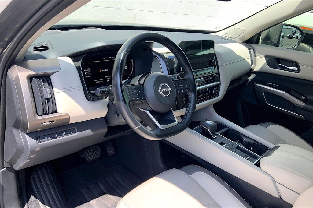 Thumbnail: 2022 Nissan Pathfinder - 2