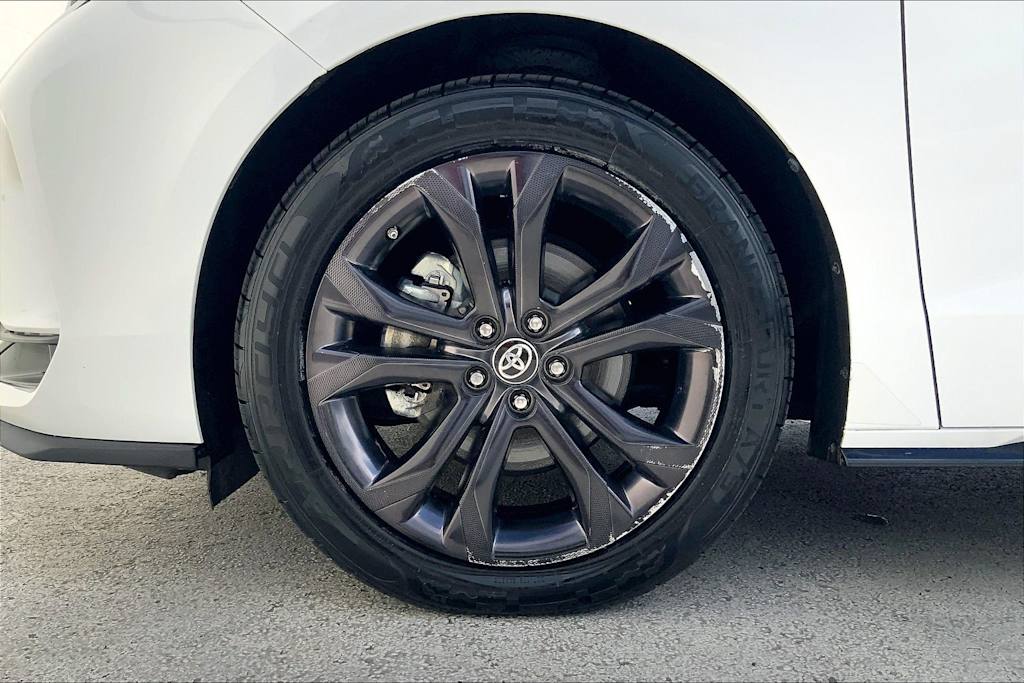 Thumbnail: 2024 Toyota Sienna - 8
