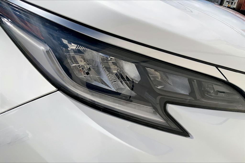 Thumbnail: 2024 Toyota Sienna - 31