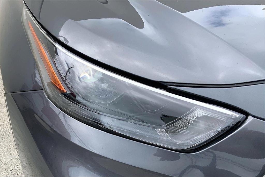 Thumbnail: 2022 Toyota Highlander - 31